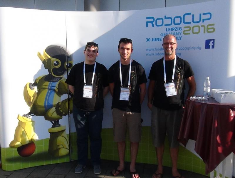 Világlátott robotok – focipályán, labirintusban
