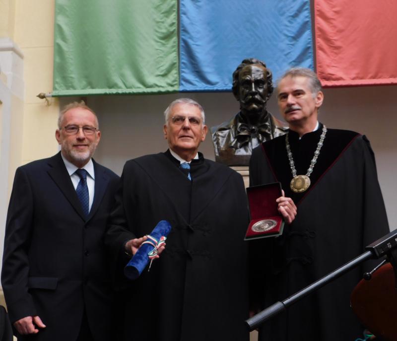 Beck György, Dan Shechtman és Józsa János