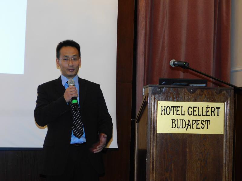 12. DE! konferencia - Trinh Anh Tuan