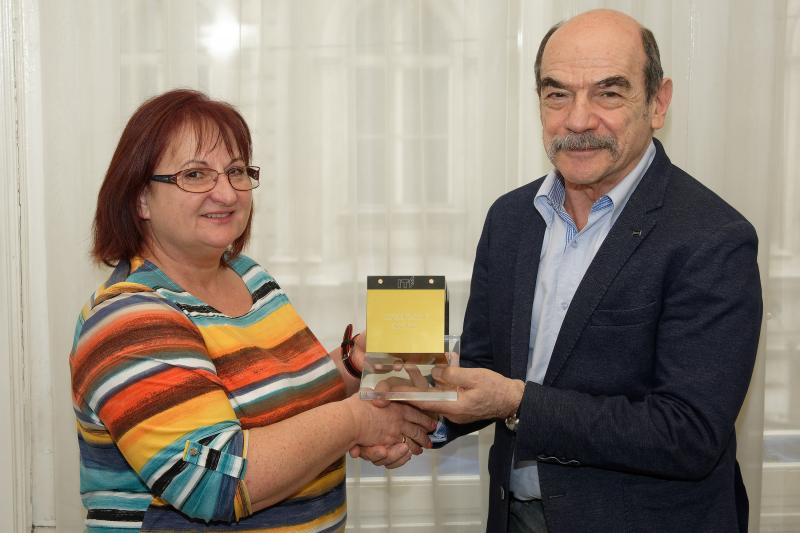 IT Business Legendary Award átadása Alföldi Istvánnak