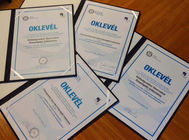 Elismerő oklevelek az ECDL vizsgaközpontnak