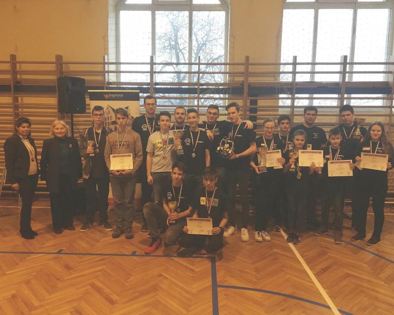 Csoportkép a MIRK résztvevőiről