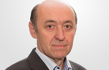 Zsakó László
