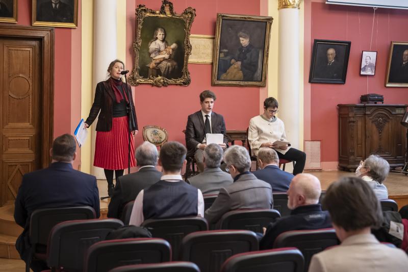 Dandoy Gabriella és a Fasori Gimnázium tanulói