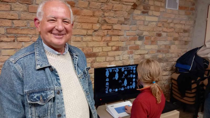 Lukács József konstruktőr és egy lelkes gamer