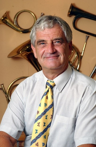 Dr. Kürti Sándor