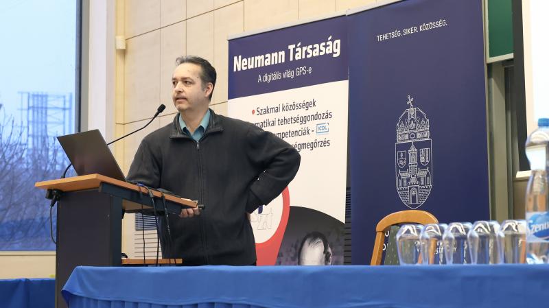 Nickmann László